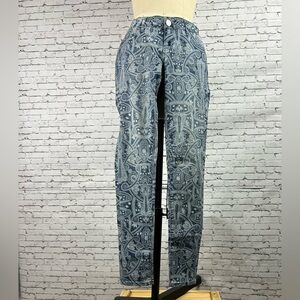 Celebrity pink jeans | NWT light blue cotton skinny jeans with a pattern size 3